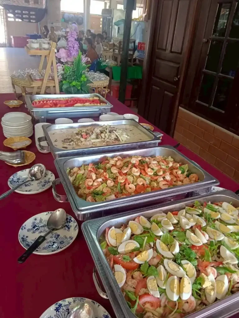 รับจัดเลี้ยงนอกสถานที่ ใกล้ฉัน พัทยา |ทะเลลานโพธิ์ ซีฟู้ด 22 talaylanphoseafood 0825 15 รับจัดเลี้ยง