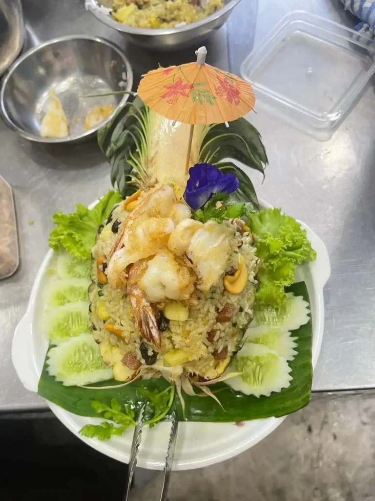 ทะเลลานโพธิ์ซีฟู้ด | ร้านอาหารซีฟู้ดพัทยา