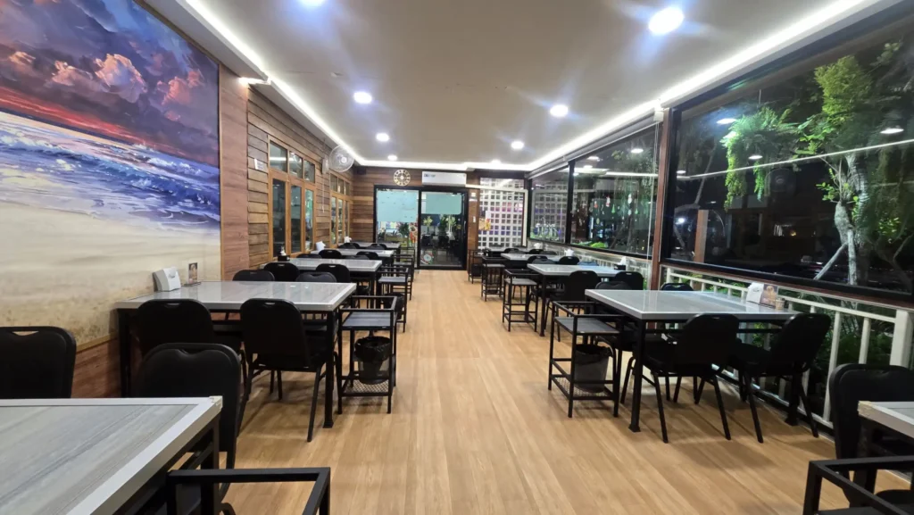 บรรยากาศร้านทะเลลานโพธิ์ซีฟู้ด