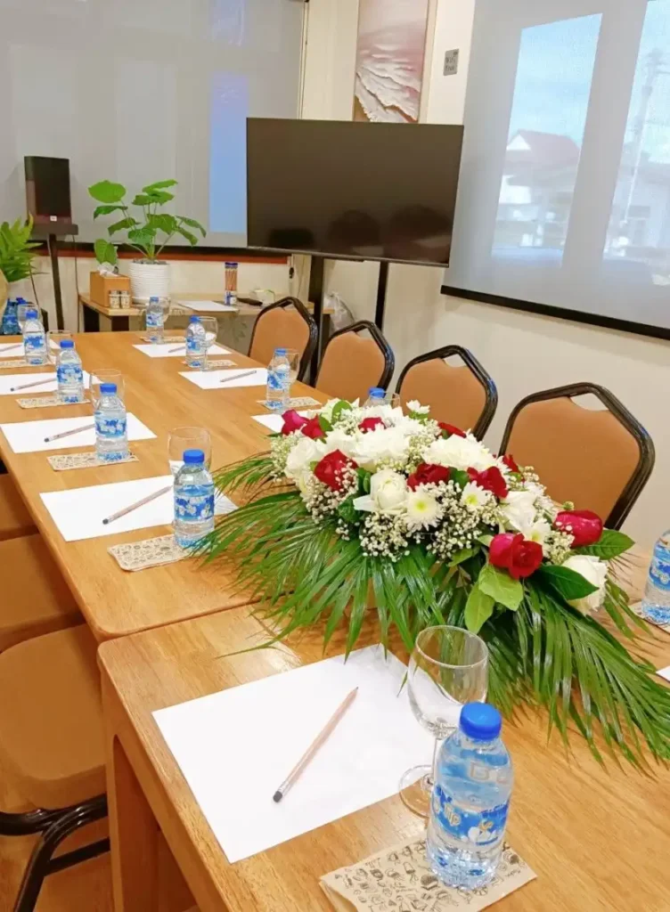 ครัวทะเลลานโพธิ์ ซีฟู้ด ห้องประชุม 2 วันวิสาขบูชา